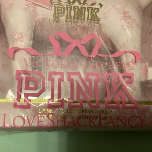 PINK Victoria’s Secret Love Shack Fancy dog NEW - Picture 4 of 9